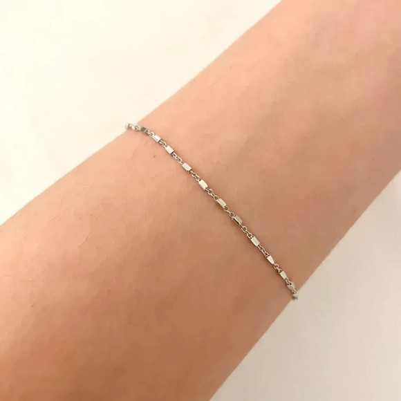 925 Sterling Silver Dainty Minimalist Bracelet Thin Link Stacking Bracelet - Picture 8 of 8